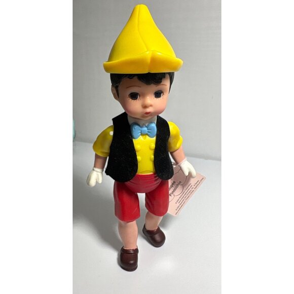 Madame Alexander Dolls McDonalds Exclusive Wendy Dolls Cruella Jasmine Pinocchio - Picture 7 of 9